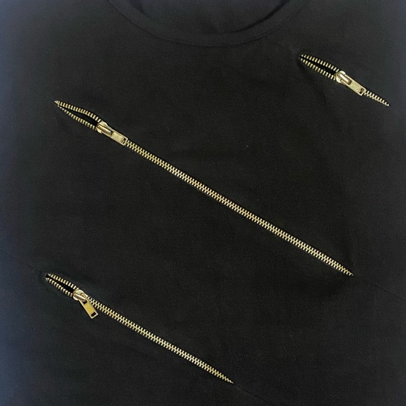 Vintage Black Zipper Tank Top - Picture 7 of 9